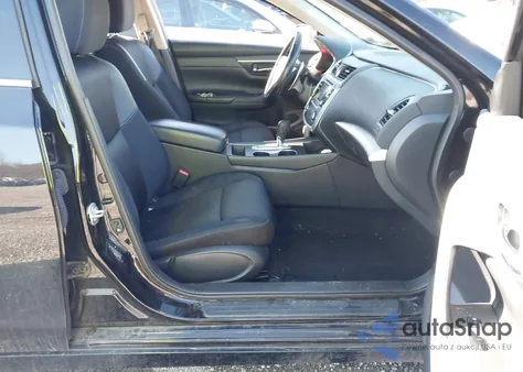 2017 Nissan Altima 2.5 Sr z USA, uszkodzony, nr VIN 1N4AL3AP1HC477626